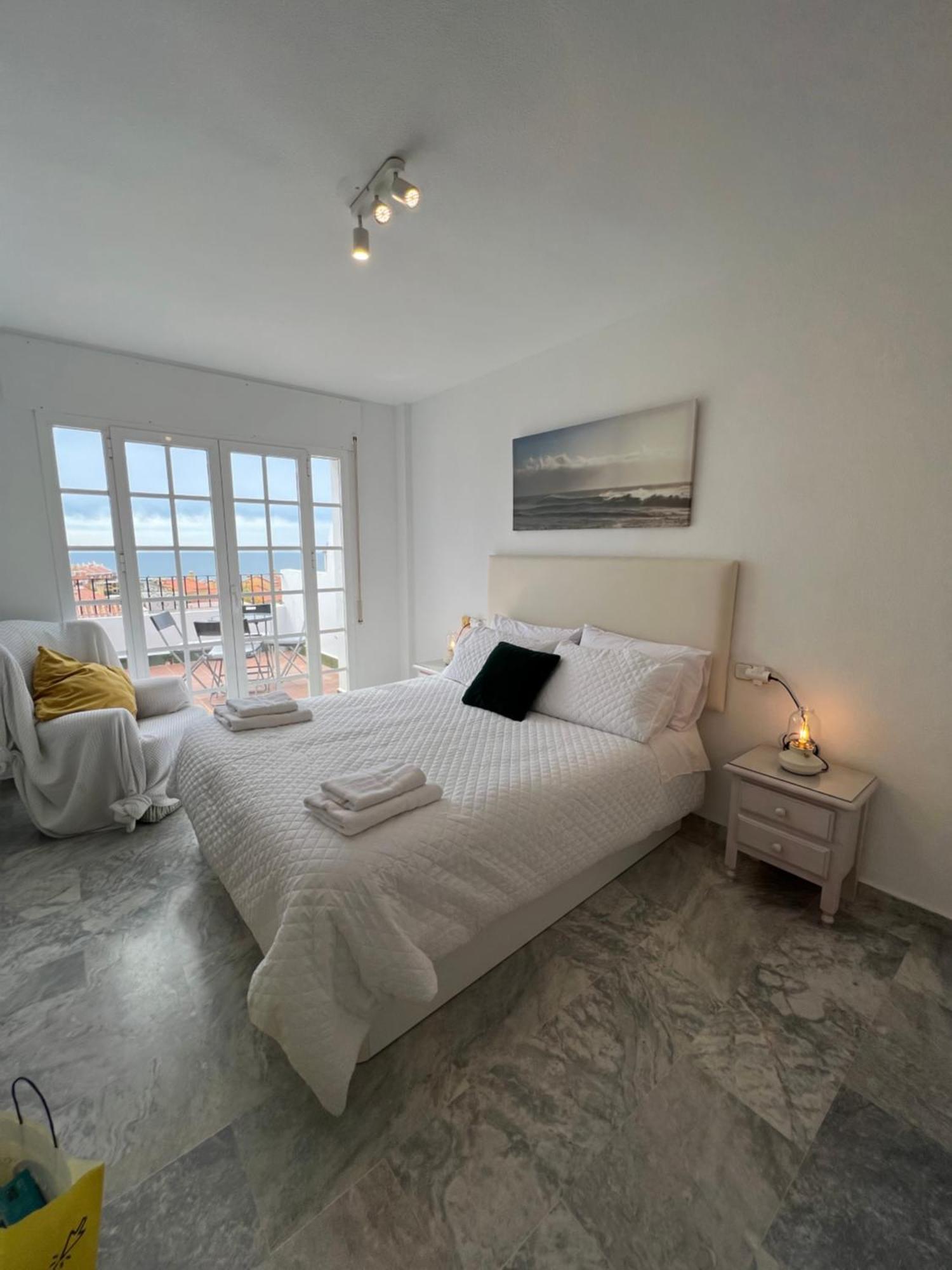 Nuestro Atico Con Vistas Al Mar Terraza, Piscina Y Parking Apartment